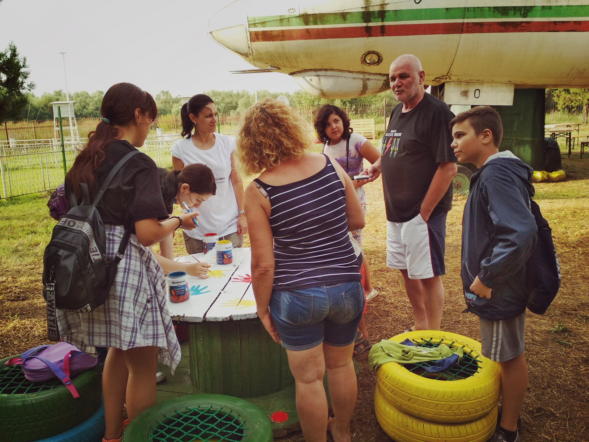 Самолета_Място